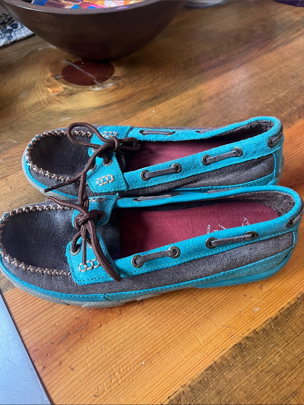 Twisted X Turquoise & Brown Suede Moccasin Boat Shoes Sz 5.5